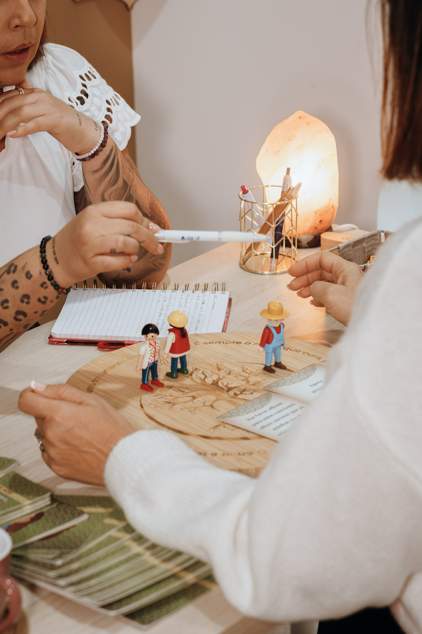 Espaço preparado para sessão de Constelações Familiares